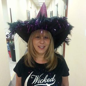 Meet your Posher, Lori